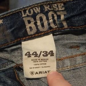 Ariat jeans 44/34 low rise boot